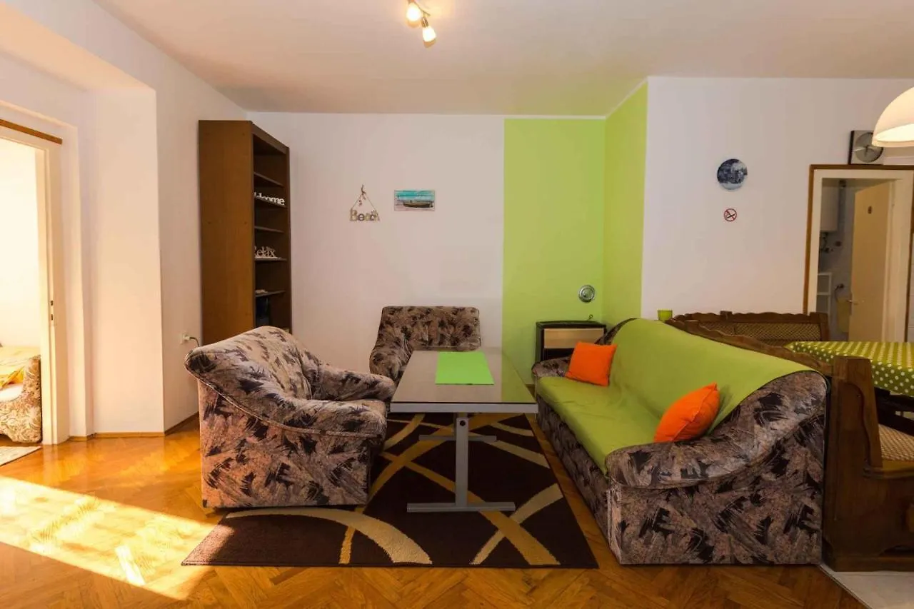 Apartment In Malinska - Insel Krk 43310