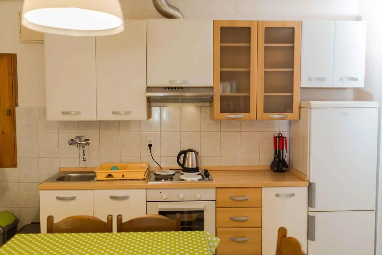 Apartment In Malinska - Insel Krk 43310